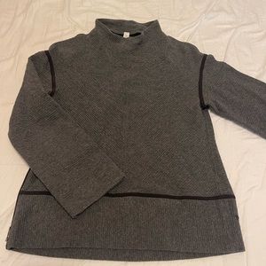 Lululemon knit pullover